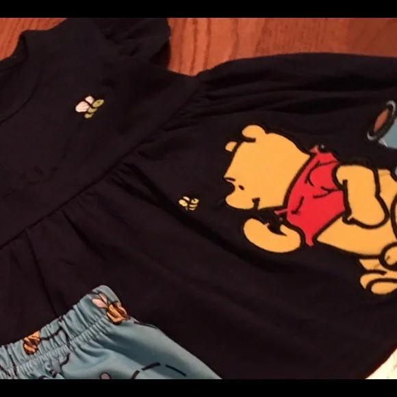 🆕🎀Winnie the Pooh outfit 🎀 - Picture 1 of 3